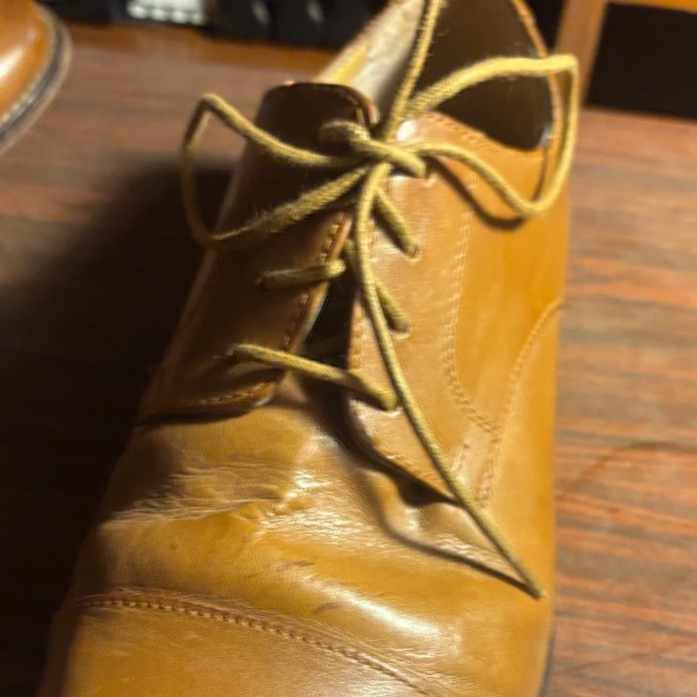Florsheim Tan Leather Oxfords